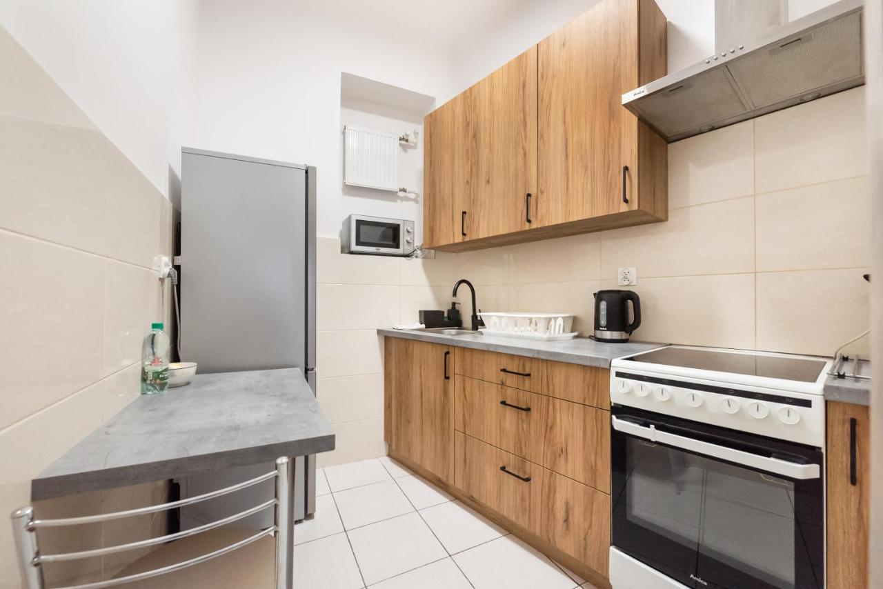 Old Town 5-Bedroom Apartment Варшава Екстер'єр фото