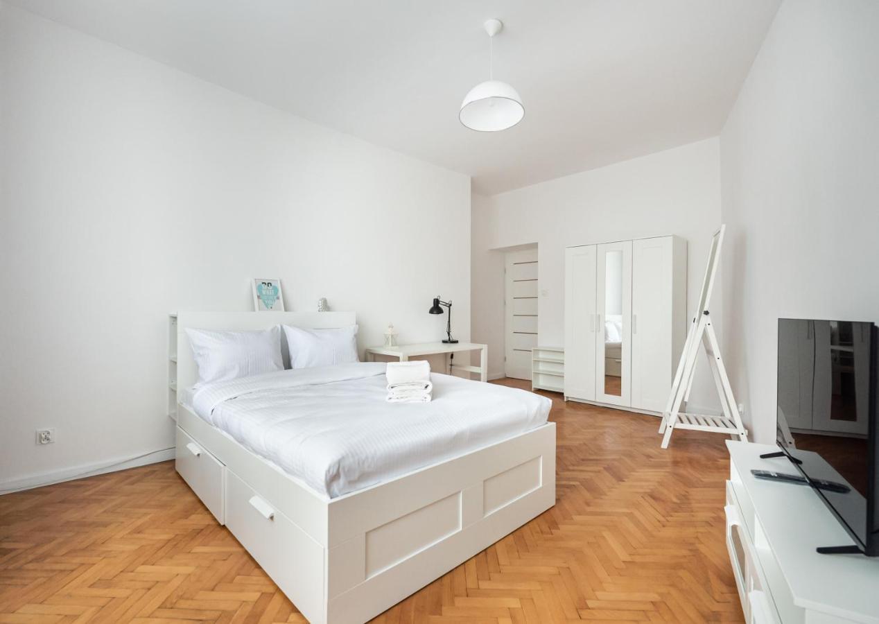 Old Town 5-Bedroom Apartment Варшава Екстер'єр фото