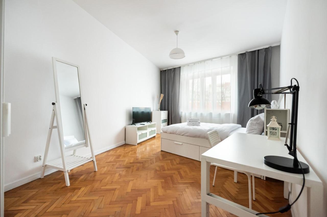 Old Town 5-Bedroom Apartment Варшава Екстер'єр фото